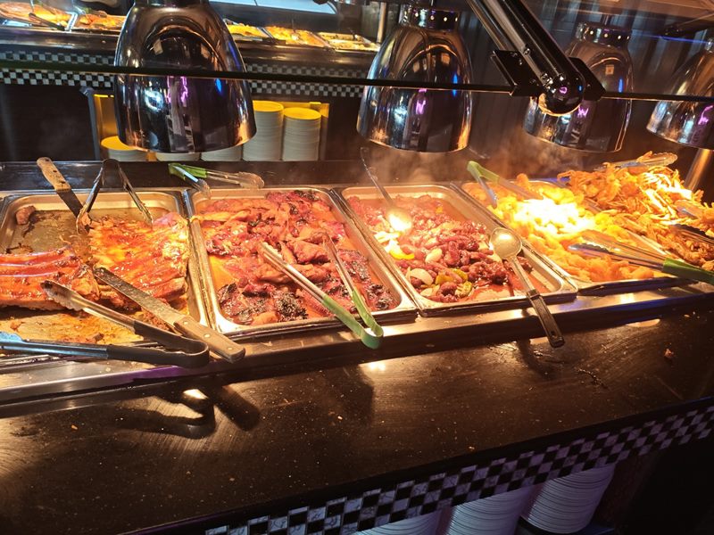 Flaming Grill & Buffet interior